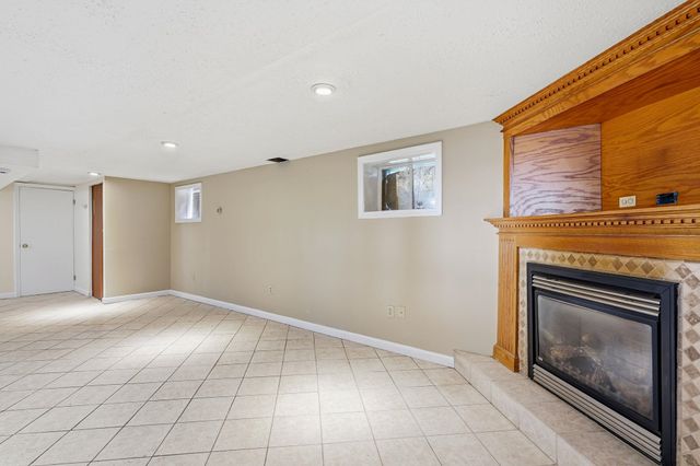 98 Conant Road, Nashua, NH 03062