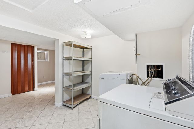 98 Conant Road, Nashua, NH 03062