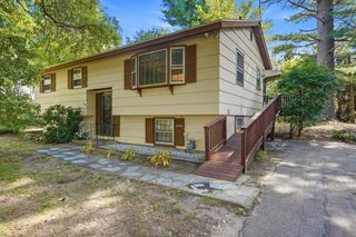 98 Conant Road, Nashua, NH 03062