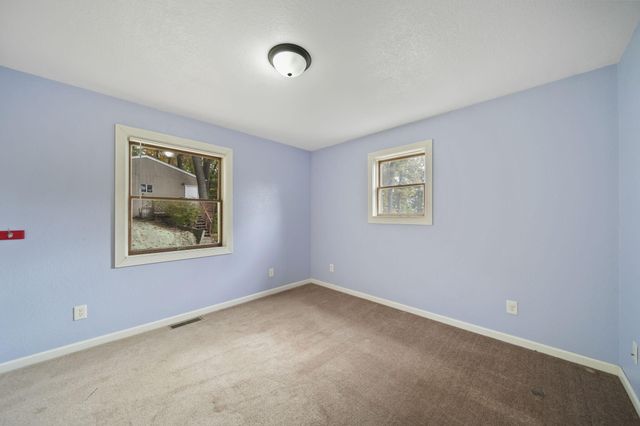 209 North Drive, Brooklyn, MI 49230