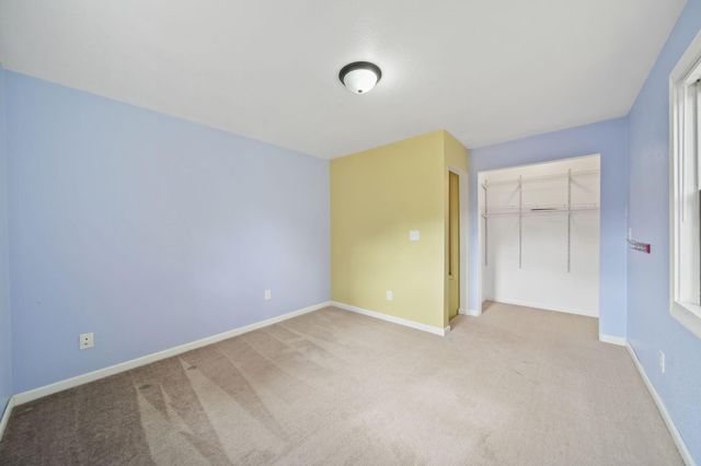 209 North Drive, Brooklyn, MI 49230