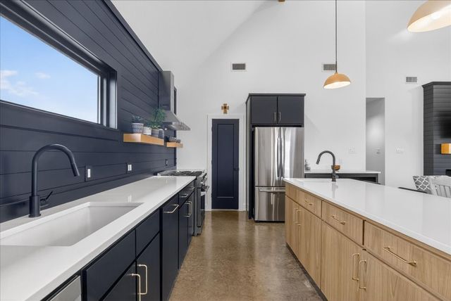 204 Compton Road, Crawford, TX 76638