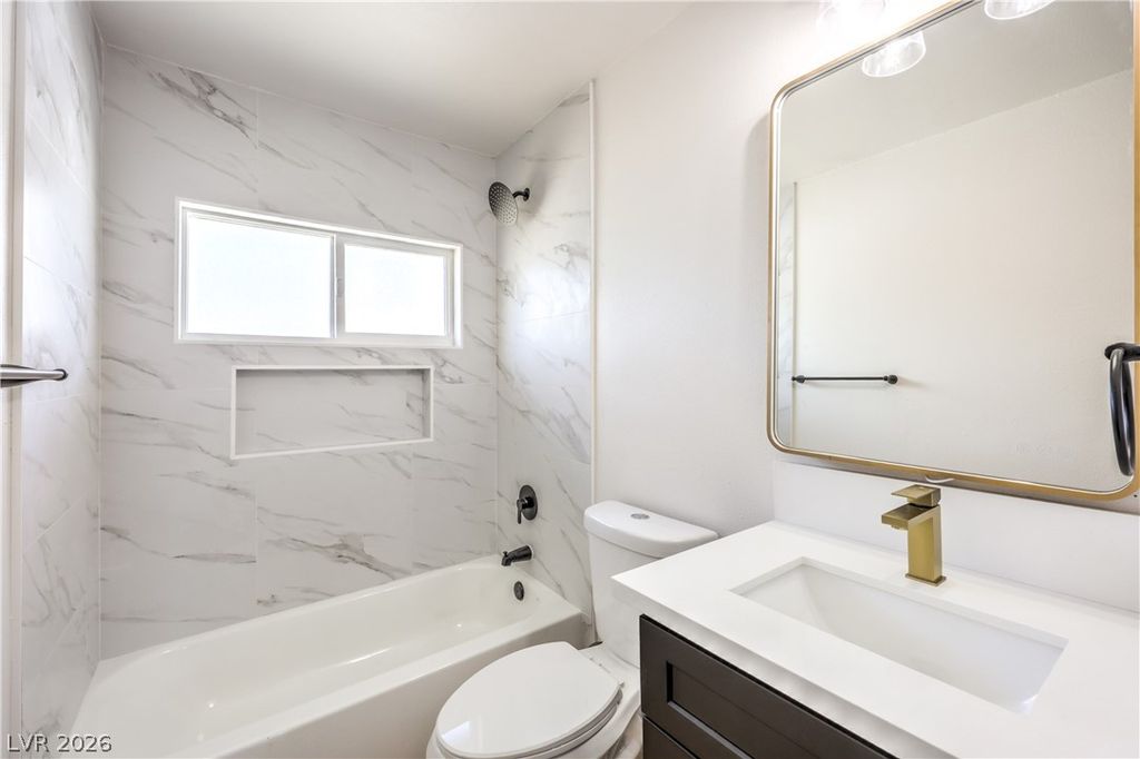 906 Baker Avenue, Las Vegas, NV 89108 — photo 3