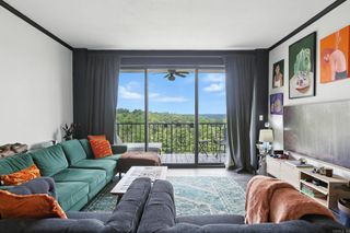 1 Treetops Ln Apt 803, Little Rock, AR 72202