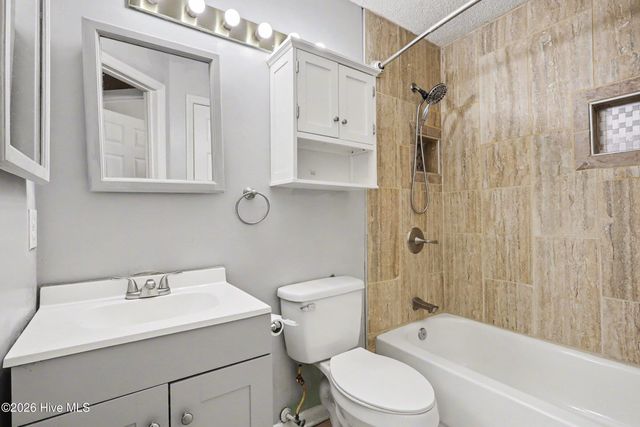 3806 Grey Harbor Drive 104, Raleigh, NC 27616