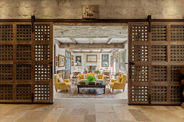 5651 Doliver Drive, Houston, TX 77056