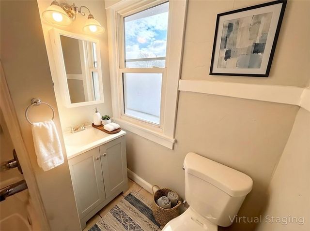 874 Vankirk St, Castle Shannon, PA 15025