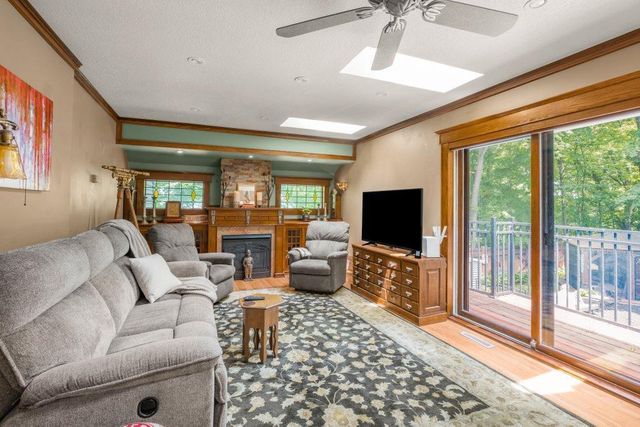 13060 Oakview Lane N, Dayton, MN 55327