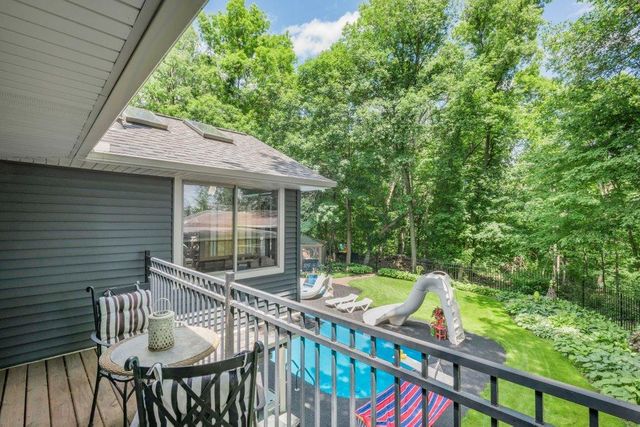 13060 Oakview Lane N, Dayton, MN 55327