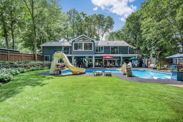 13060 Oakview Lane N, Dayton, MN 55327