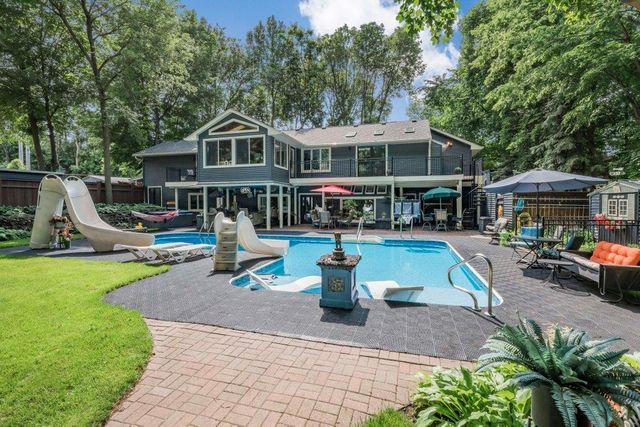13060 Oakview Lane N, Dayton, MN 55327