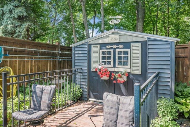 13060 Oakview Lane N, Dayton, MN 55327