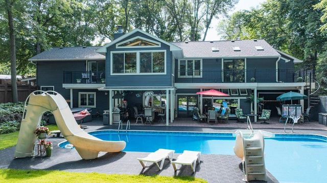 13060 Oakview Lane N, Dayton, MN 55327