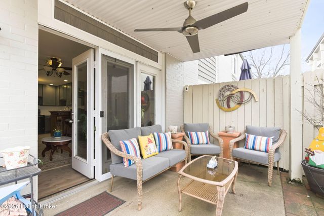 1935 Gardiner Ln j136, Louisville, KY 40205