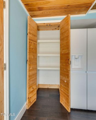 956 TN-91, Elizabethton, TN 37643