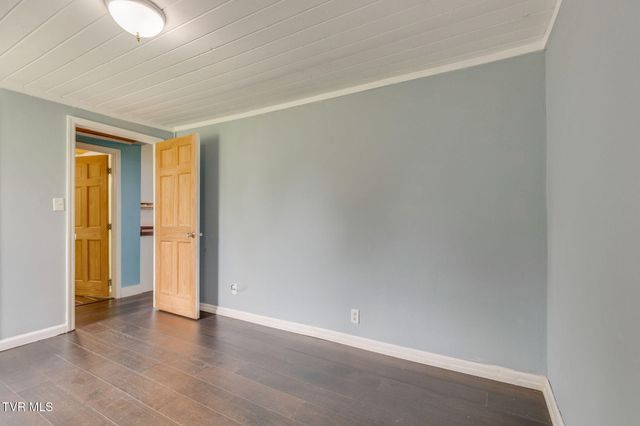 956 TN-91, Elizabethton, TN 37643