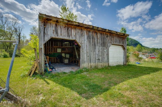 956 TN-91, Elizabethton, TN 37643