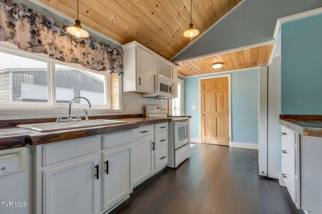 956 TN-91, Elizabethton, TN 37643