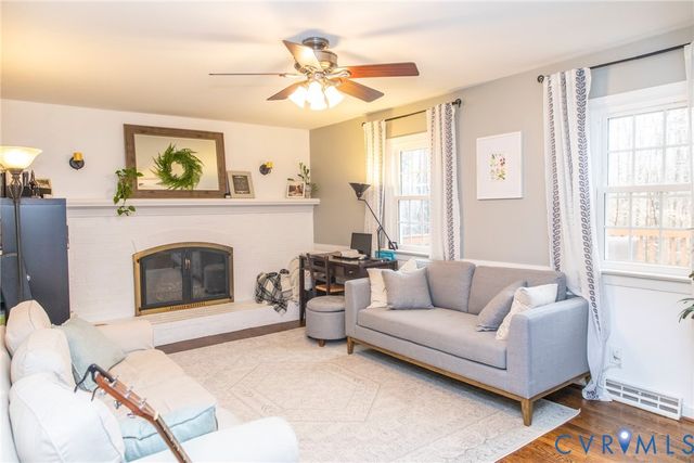 12903 Edgetree Ter, Midlothian, VA 23114