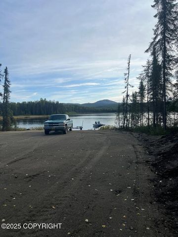 20407 E Yadah Circle, Talkeetna, AK 99676