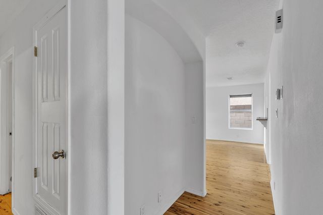 7711 Kane Court NW, Albuquerque, NM 87120