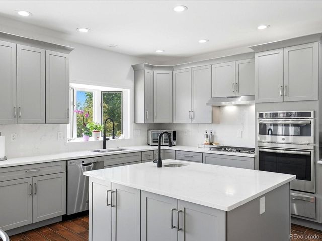 10954 Allison Ct, Broomfield, CO 80021