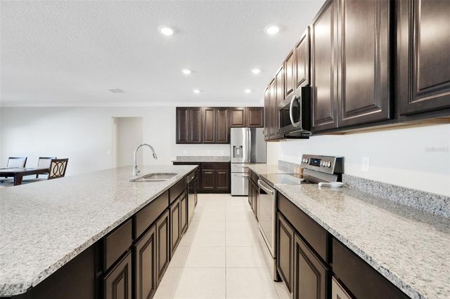 1814 FOREST GLEN DRIVE, Fruitland Park, FL 34731