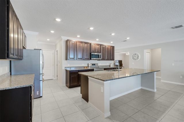 1814 FOREST GLEN DRIVE, Fruitland Park, FL 34731