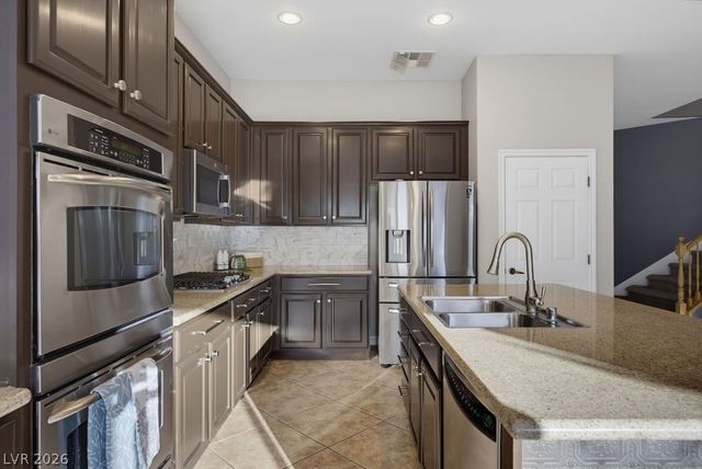 3744 White Lion Lane, North Las Vegas, NV 89084