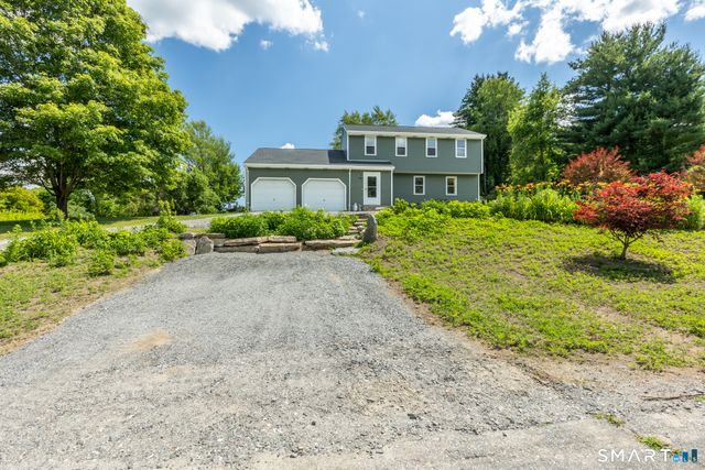 21 Fairfield Drive, Woodstock, CT 06281