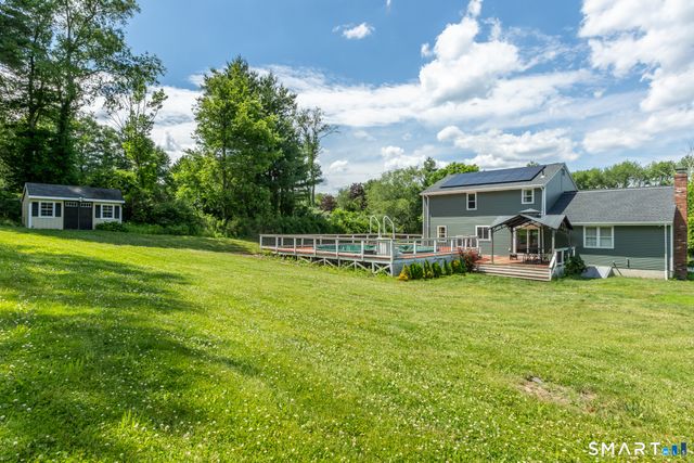 21 Fairfield Drive, Woodstock, CT 06281