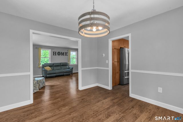 21 Fairfield Drive, Woodstock, CT 06281