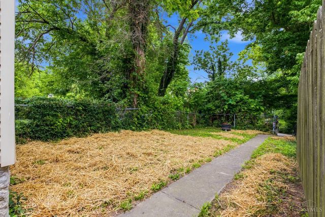 1986 Fairfax Avenue, Cincinnati, OH 45207