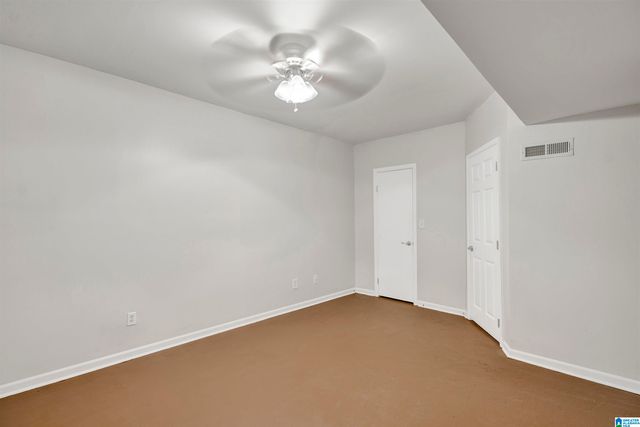 5426 WHISPER WOOD CIRCLE, Hoover, AL 35226