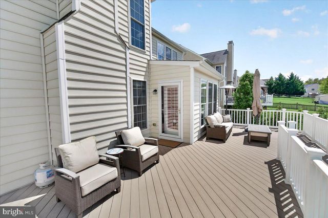 6322 MEANDERING WOODS CT, Frederick, MD 21701