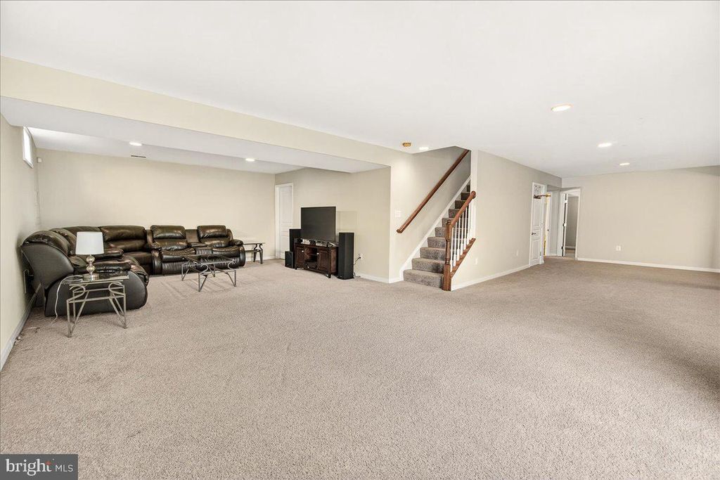 Image 47 of property listing at 6322 MEANDERING WOODS CT, Frederick, MD 21701