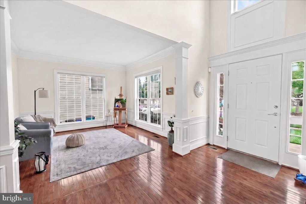 Image 6 of property listing at 6322 MEANDERING WOODS CT, Frederick, MD 21701