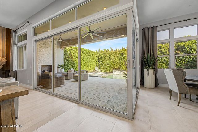 9237 W PARKSIDE Lane, Peoria, AZ 85383