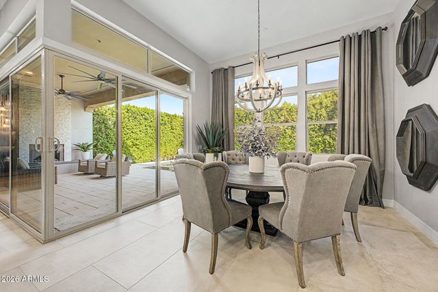 9237 W PARKSIDE Lane, Peoria, AZ 85383