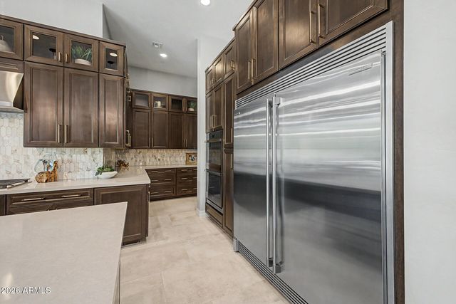 9237 W PARKSIDE Lane, Peoria, AZ 85383