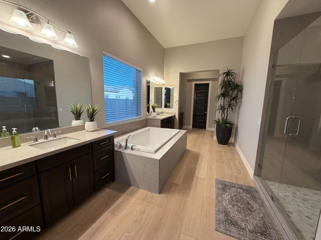 9237 W PARKSIDE Lane, Peoria, AZ 85383