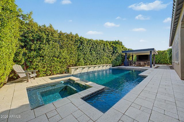 9237 W PARKSIDE Lane, Peoria, AZ 85383