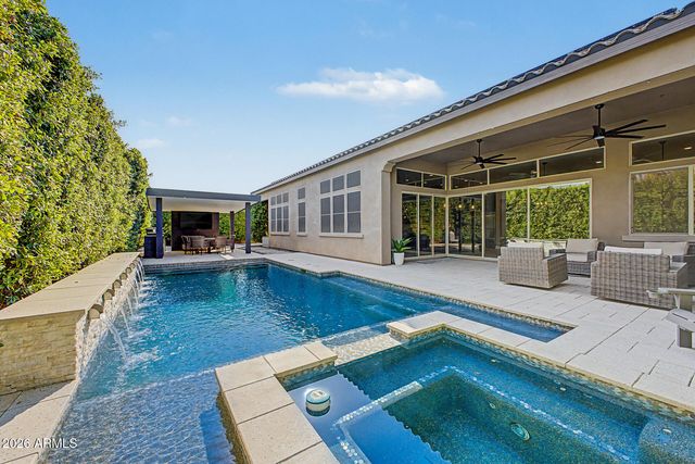 9237 W PARKSIDE Lane, Peoria, AZ 85383