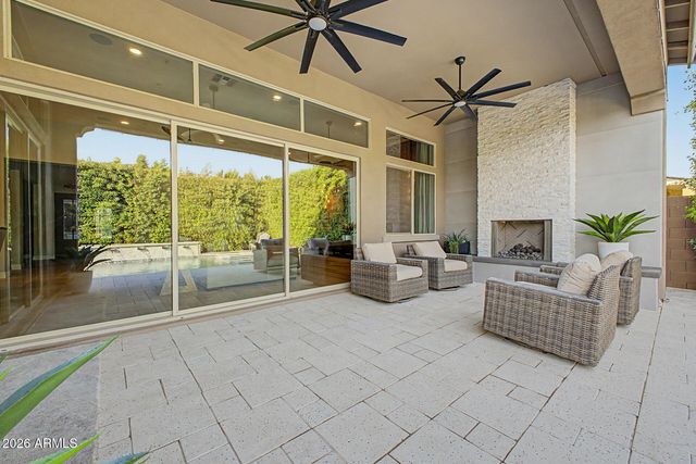 9237 W PARKSIDE Lane, Peoria, AZ 85383