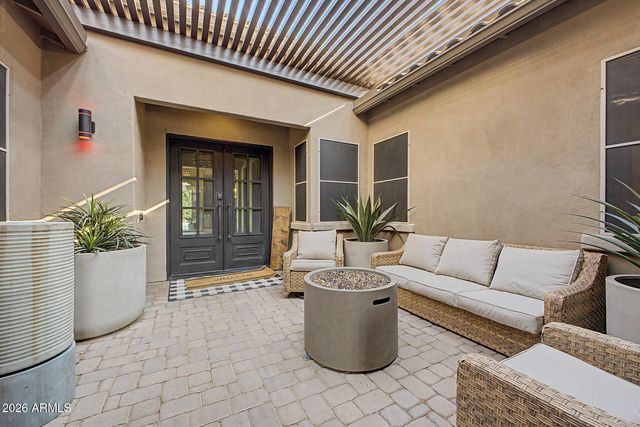 9237 W PARKSIDE Lane, Peoria, AZ 85383