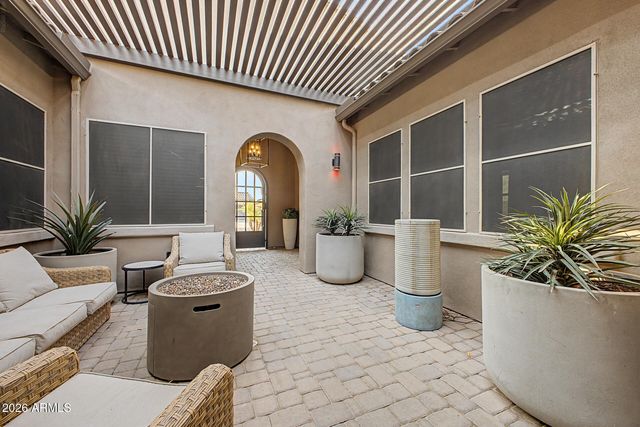 9237 W PARKSIDE Lane, Peoria, AZ 85383