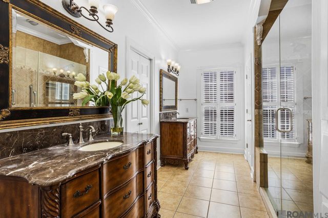 4421 Lake Lawford Ct, Baton Rouge, LA 70816