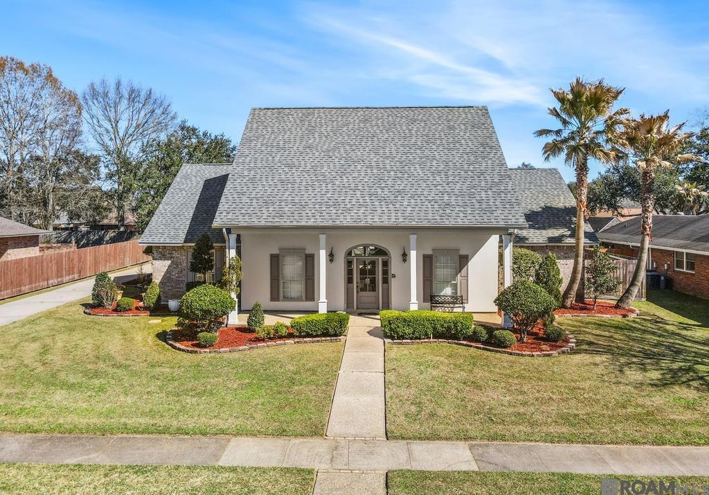 4421 Lake Lawford Ct, Baton Rouge, LA 70816