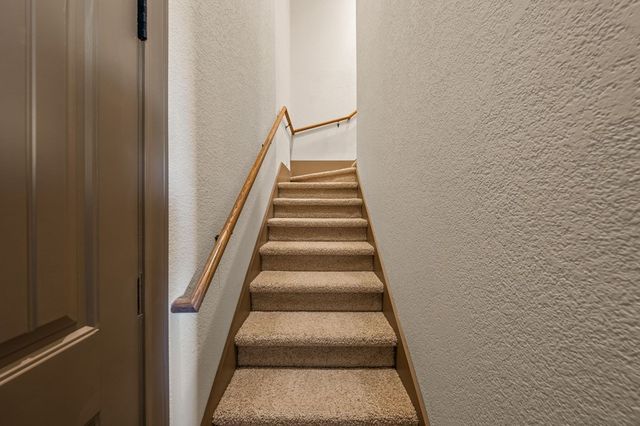 2928 Dry Hollow Drive, Kerrville, TX 78028