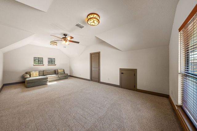 2928 Dry Hollow Drive, Kerrville, TX 78028